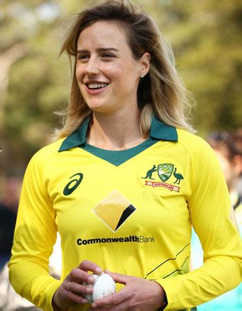 Ellyse Perry (Cricketer) Age, Height, Wiki, Biography, & More