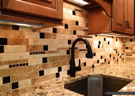 TRAVERTINE Tile Backsplash Photos & Ideas