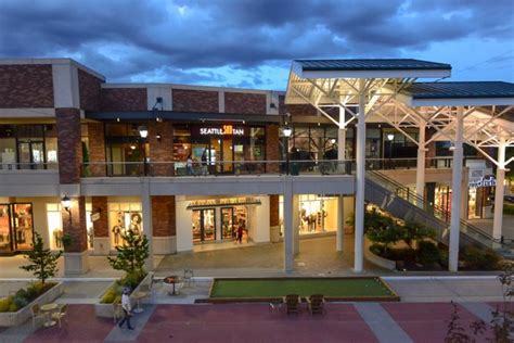 Redmond Town Center - 146 Photos & 82 Reviews - Shopping Centers - 7525 ...