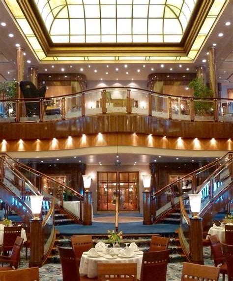 Inside The Queen Mary 2 Ocean Liner | Cruise ship, Queen mary, Queen mary ship