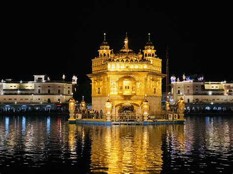 The Golden Temple Amritsar, History and Facts- THE MONK