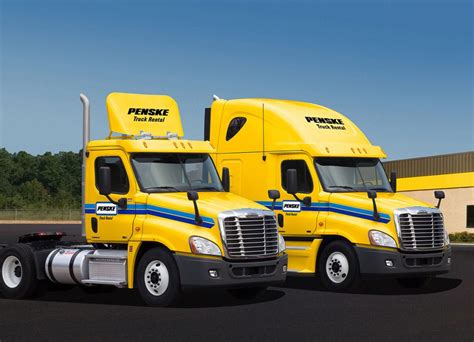 Penske Rental Trucks with Collision Avoidance | BigRigVin