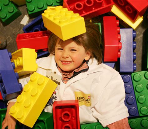 LEGOLAND® Discovery Center Coming to Great Lakes Crossing Outlets in Summer 2016 - Mrs. Weber's ...