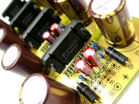 Circuit-Zone.com - Electronic Projects, Electronic Schematics, DIY Electronics | Diy audio ...