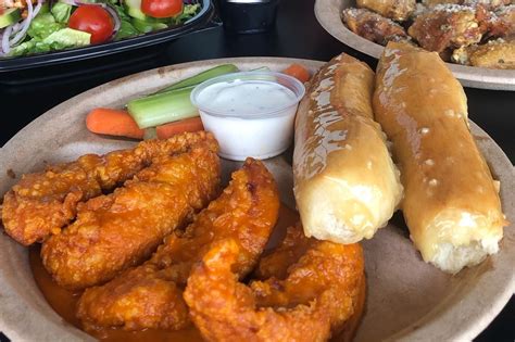 Blue Hen, Epic Wings, and Bun Bun Chicken are opening soon in Las Vegas - Eater Vegas