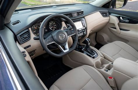 2020 Nissan Rogue: 67 Interior Photos | U.S. News