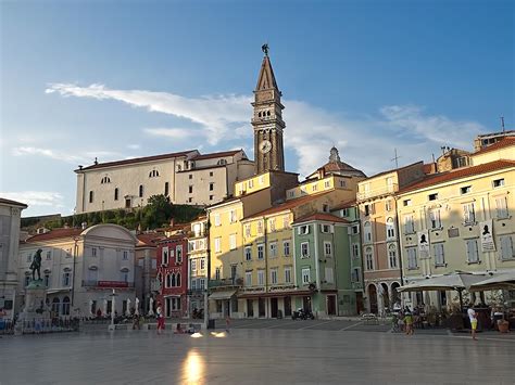 PHOTO: Tartini Square in Piran, Slovenia