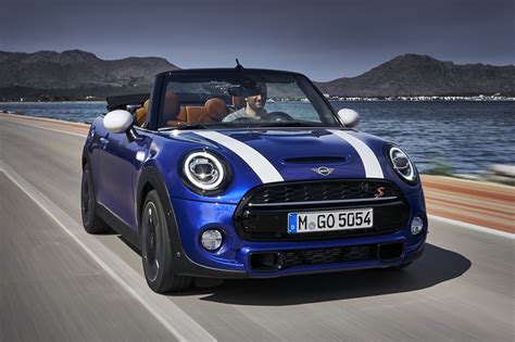 Mini Cooper S Convertible 2018 review | Autocar