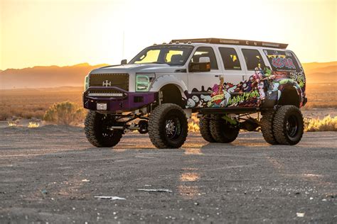 Ford Excursion Off Road - amazing photo gallery, some information and specifications, as well as ...