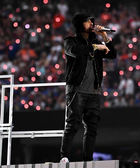 Eminem, Snoop Dogg & Other Hip Hop Icons Perform ‘Greatest Halftime ...