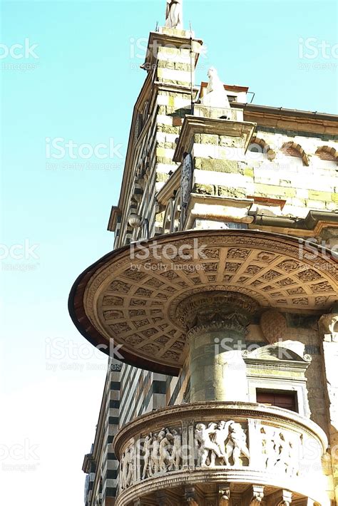 Detail of the Cathedral of Prato, Tuscany, Italy | Tuscany italy, Italy ...