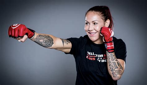 Cris Cyborg says with no 145lbs division in the UFC Amanda Nunes Vs ...