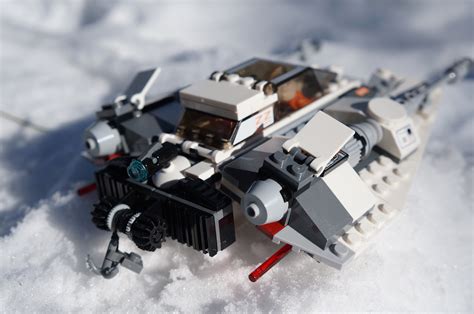 Awesome Toy Picks: Star Wars LEGO Snowspeeder - Comic Vine