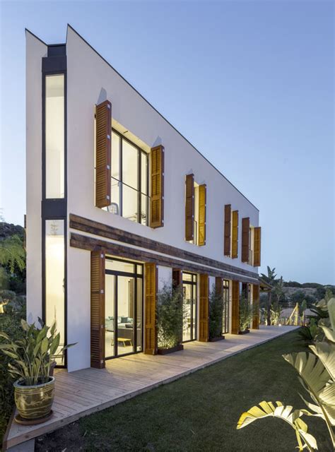 A House / 08023 Architecture + Design + Ideas | ArchDaily