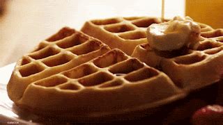 Julia Widdop: Gif, Waffle