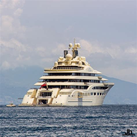 The world's largest yacht to be built by Norway's 4th richest man - Yacht Harbour