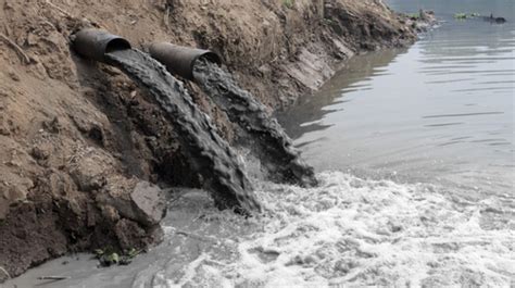 DLH Kulon Progo Uji Lab Limbah Batik di Lendah yang Diduga Cemari Sungai