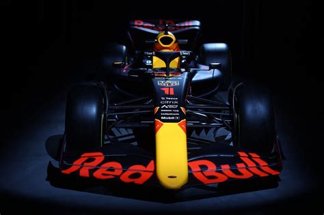 Watch The 2020 Red Bull RB18 F1 Live Car Launch Here!