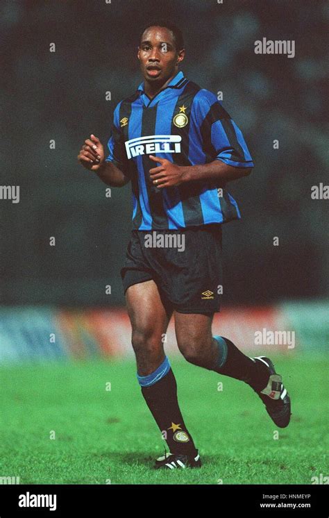 PAUL INCE INTER MILAN FC 06 October 1995 Stock Photo - Alamy