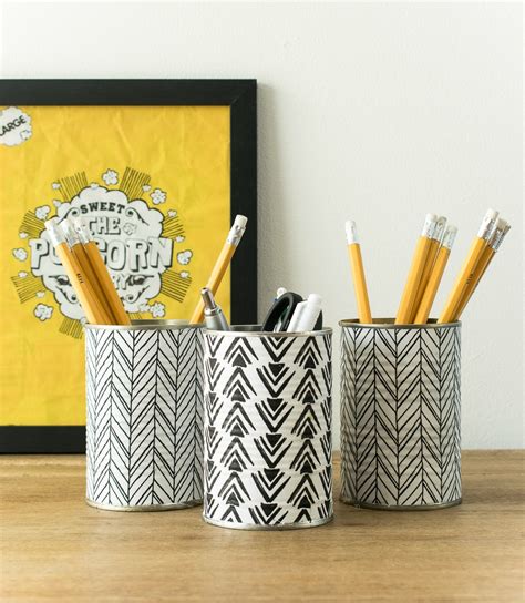 How To Make A Pencil Holder From Empty Tin Cans • Grillo Designs