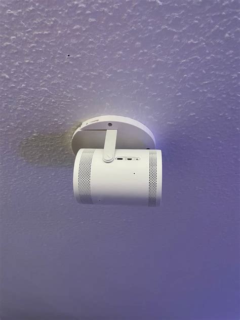 Samsung Freestyle Ceiling Mount by 74ck | Download free STL model ...