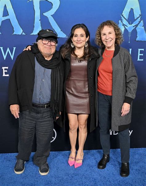 Rhea Perlman talks staying married to Danny DeVito despite decade-long ...