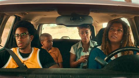 Review: Queen Latifah, Ludacris carry 'End of the Road'