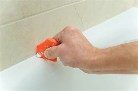 How to Remove Old Bathroom Caulk | Len The Plumber