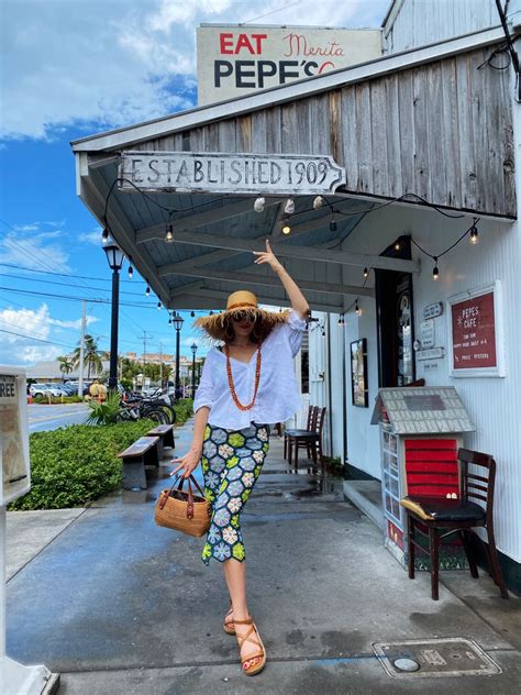 What To Wear In Key West: Outfit Ideas - Ultimate Packing List | Key ...