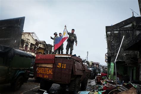 IN PHOTOS: Marawi soldiers fight the biggest battle of their lives