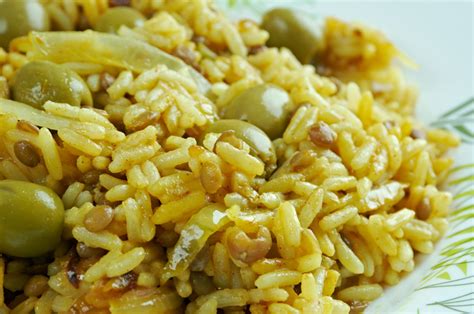 5 Unique Qualities of Arroz con Gandules - The Best Latin & Spanish Food Articles & Recipes ...