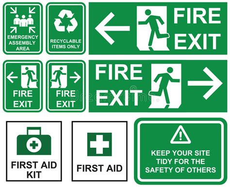 Green Emergency Signs Stock Illustrations – 711 Green Emergency Signs Stock Illustrations ...