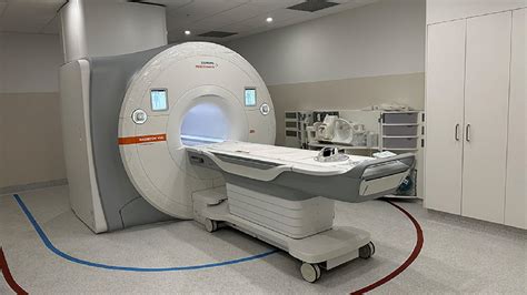 Canberra Hospital receives new MRI machine