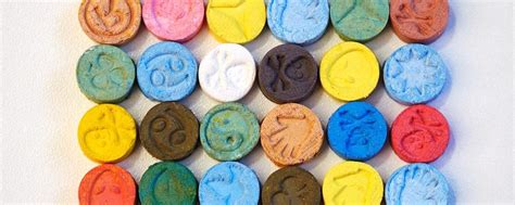 Different Types of Psychoactive Drugs | Banyan Treatment Center