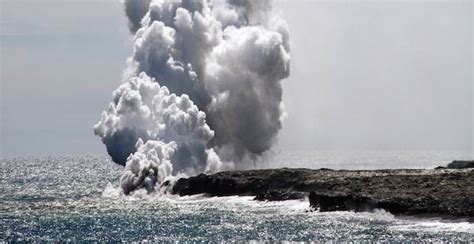 Submarine Volcano - Earth Facts and Information