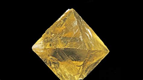 Gold Fluorite Properties and Meaning + Photos | Crystal Information