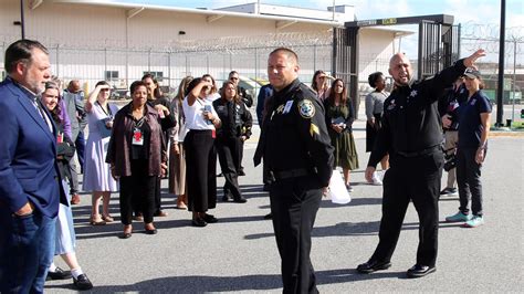 Florida county jail addresses mental health crisis | National Association of Counties