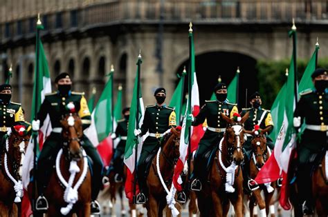 MEXICO-MEXICO CITY-INDEPENDENCE DAY-PARADE