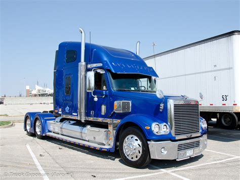 Freightliner Coronado | Freightliner, Freightliner trucks, Big rig trucks