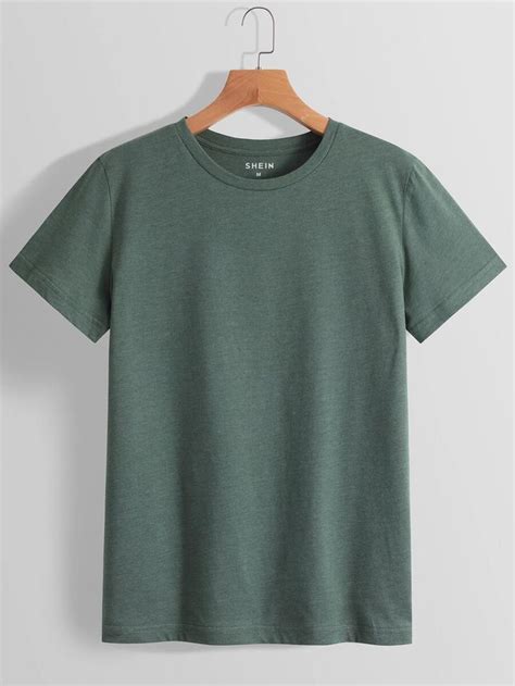 Plain Dark Green T-shirt | Smart casual outfit, Plain green t shirt, Plain tee shirts