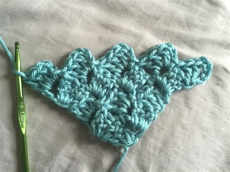 How to Crochet Diagonal Square