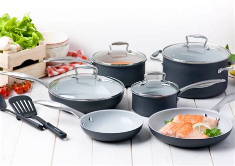 GreenLife Healthy Ceramic Non-Stick Hard Anodized 12pc Classic Cookware Set for $50.99 (Reg $99. ...