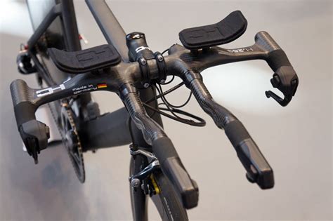 EB14: Haero Carbon Makes World's Lightest Aero Handlebars - Bikerumor