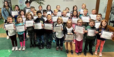 Ste. Genevieve Elementary School holds annual Veterans Day Art Contest – Sun Times News Online