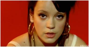 SOPHIE'S A2 MEDIA BLOG: LILY ALLEN 'SMILE' MUSIC VIDEO ANALYSIS