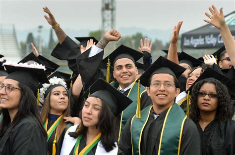 Los Angeles Valley College 2018 graduation ceremony – Daily News