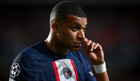 Fabrizio Romano drops Mbappe transfer bombshell amid Liverpool links