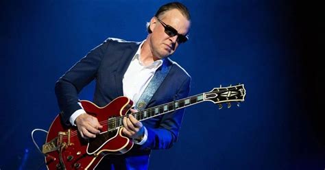 Joe Bonamassa Unites The Blues and Holiday Season on New Album 'Merry Christmas, Baby'