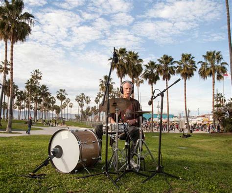 John Densmore - DRUMMERWORLD