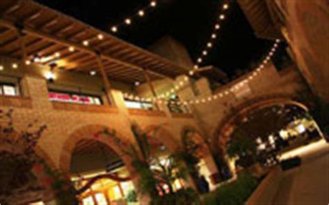 LA ENCANTADA MALL - Tucson Shopping